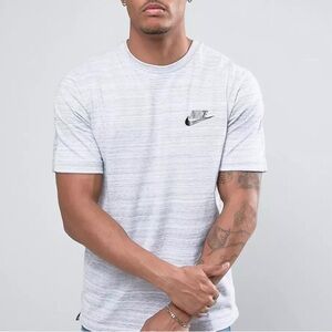 NIKE Sportswear Advance 15 Short Sleeve T-shirt